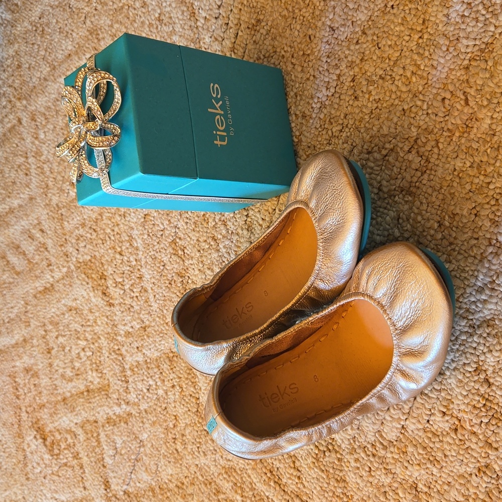 Rosé Tieks Never Worn
